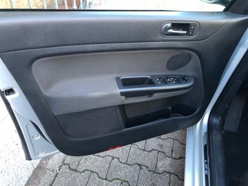 Volkswagen Golf - 12