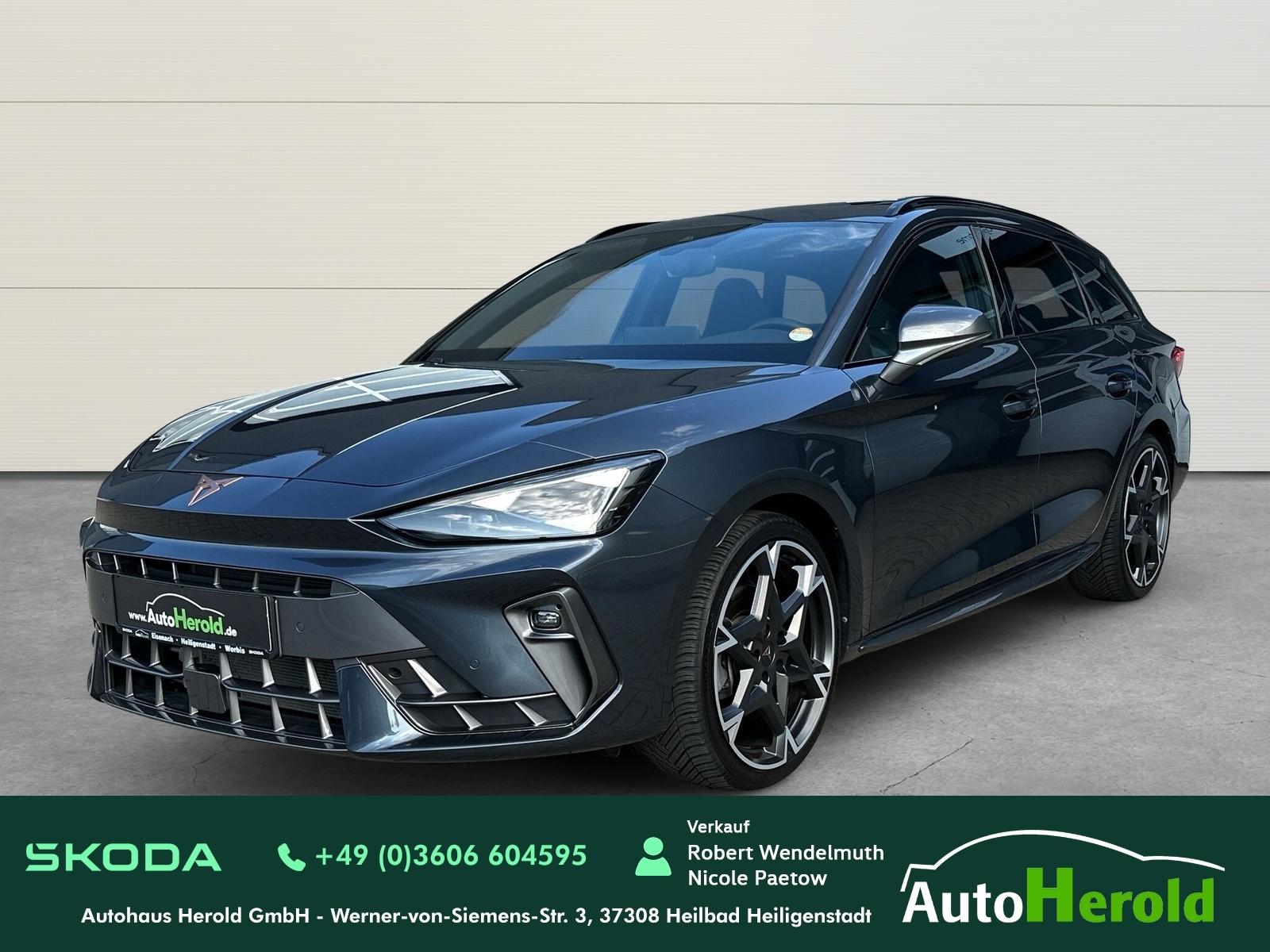 Seat LEON  Sportstourer 1.5 TSI DSG PANO RFK LED