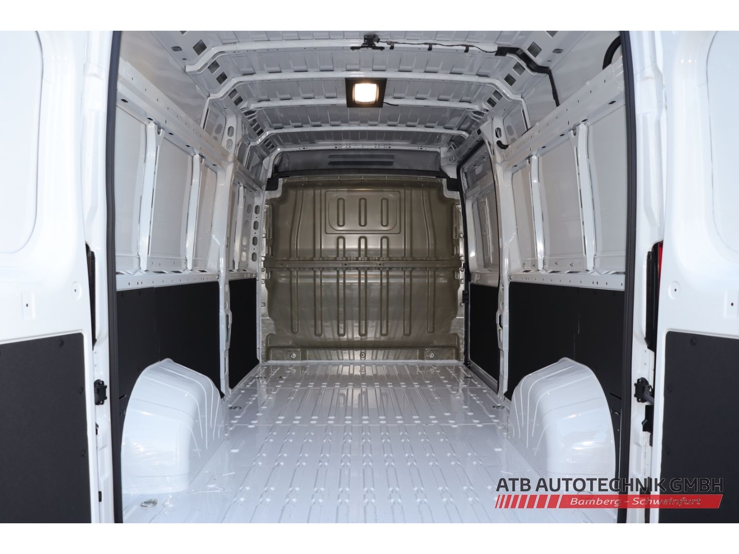 Fahrzeugabbildung Fiat Ducato serie-2 L3H2 Hochdach 2.2l Multijet3 8-AT