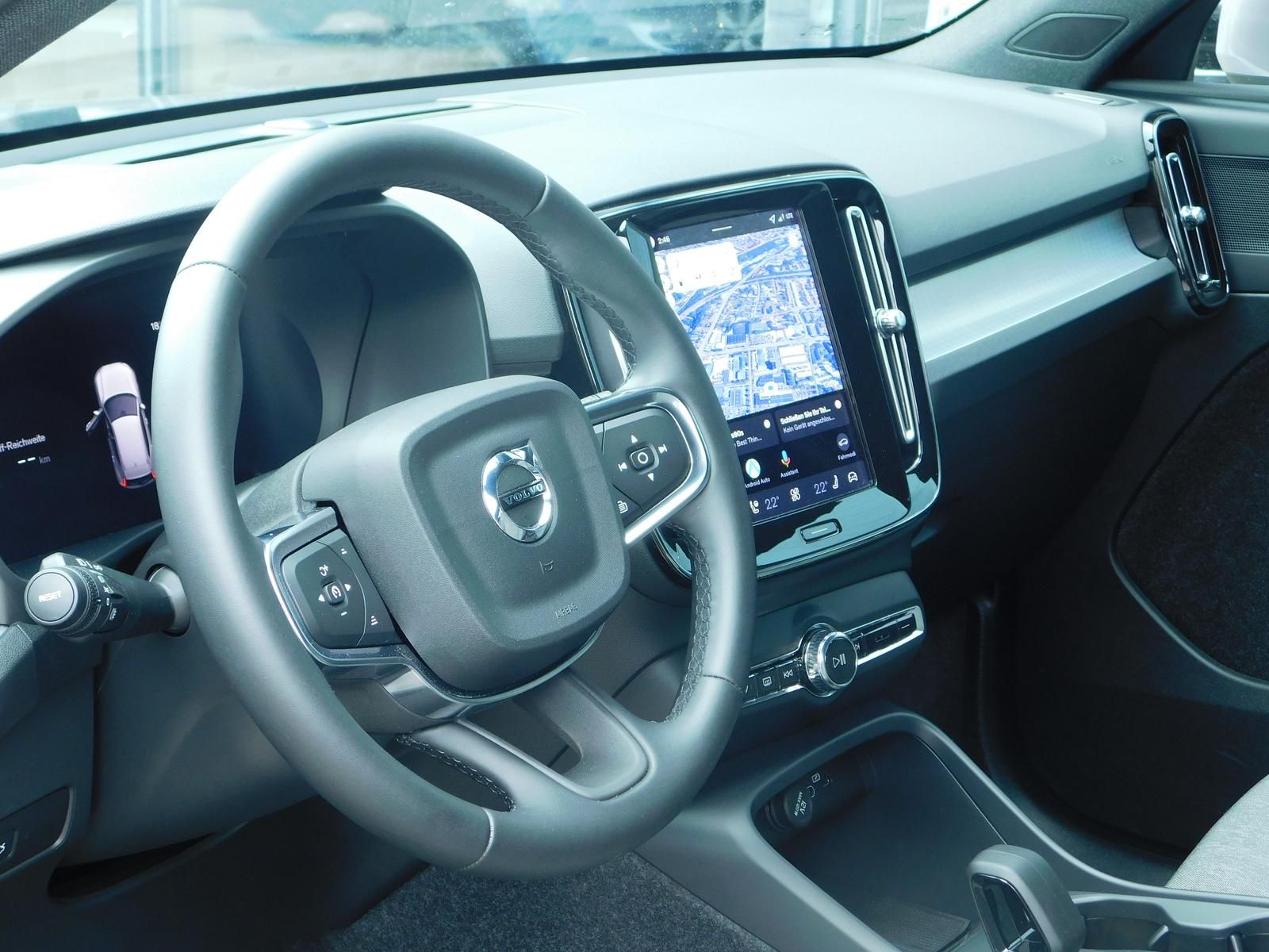 Fahrzeugabbildung Volvo XC40 B3 Core
