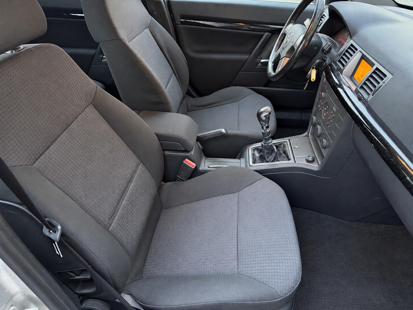 Opel Signum 2004 — photo 6