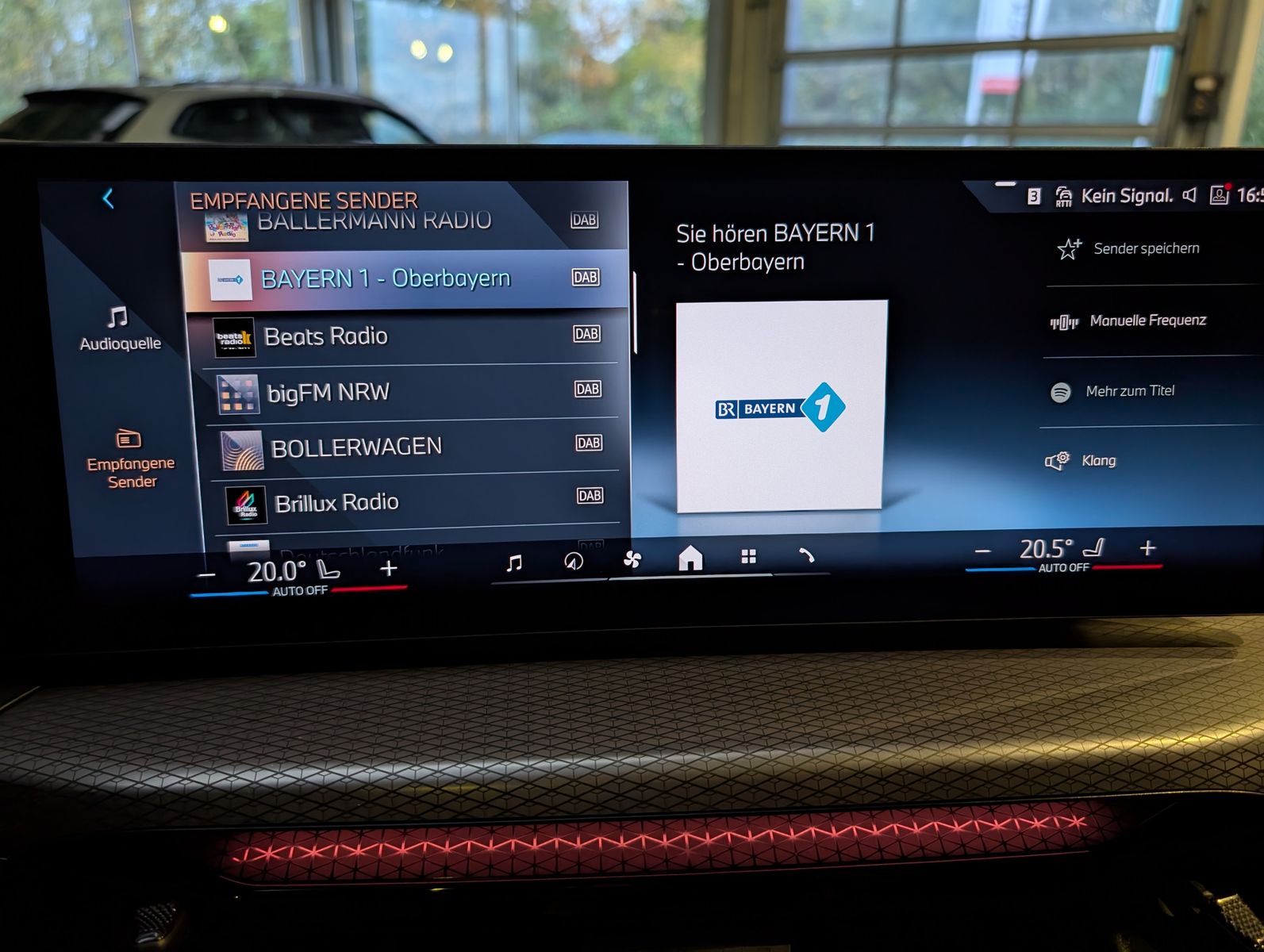 Fahrzeugabbildung BMW 320 d M-Sport Ad-LED ACC Comfort Kamera Pano AHK