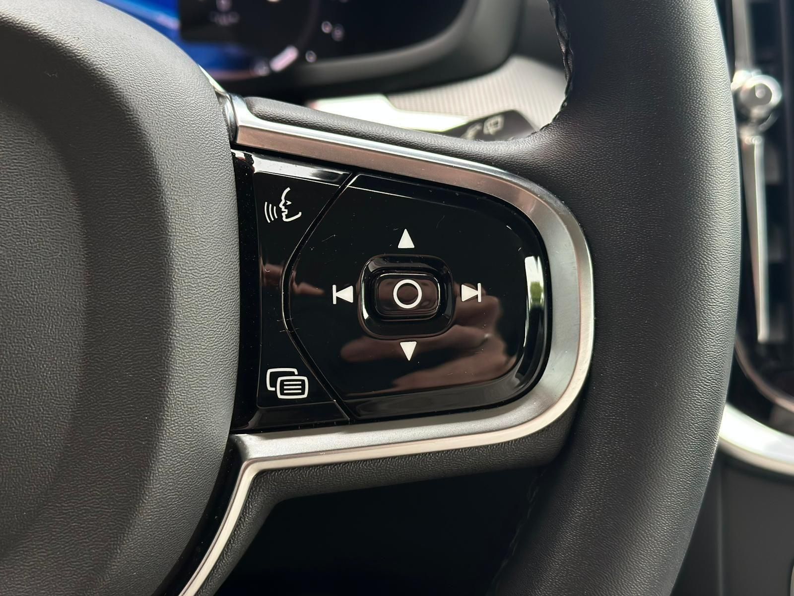 Volvo V60 CrossCountry 4x4 MEMORY#LH#CARPLAY#LEDER#AHK foto 18
