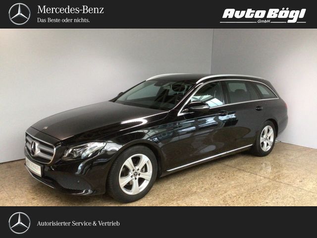 Mercedes-Benz E 220 d T-Modell AVANTGARDE Exterieur/Navi/Autom