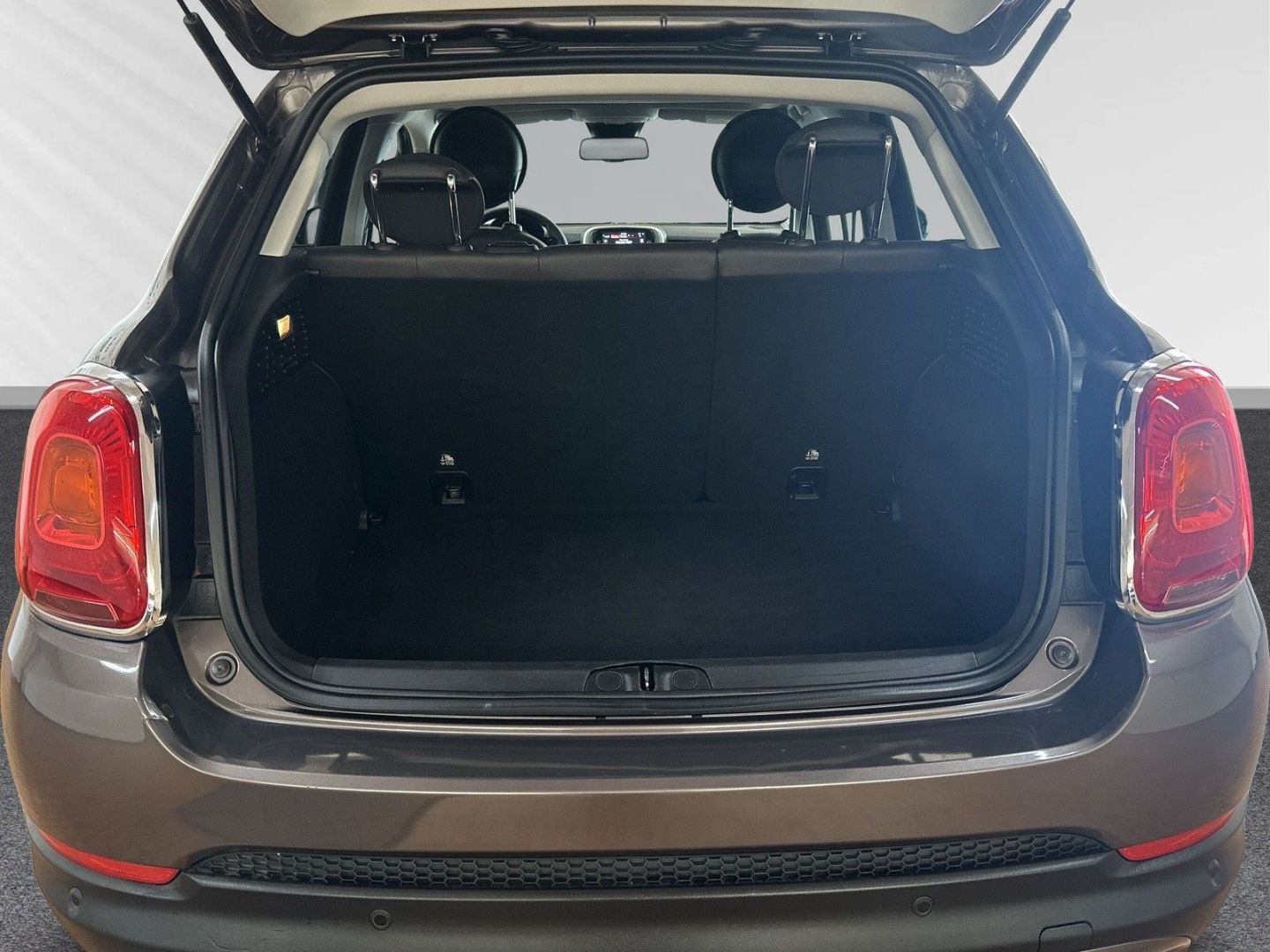 Fahrzeugabbildung Fiat 500X 1.6 JTD LOUNGE KLIMA PANO NAVI