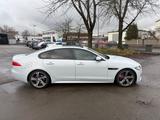 Jaguar XF R-Sport - Jaguar XF mit Schiebedach