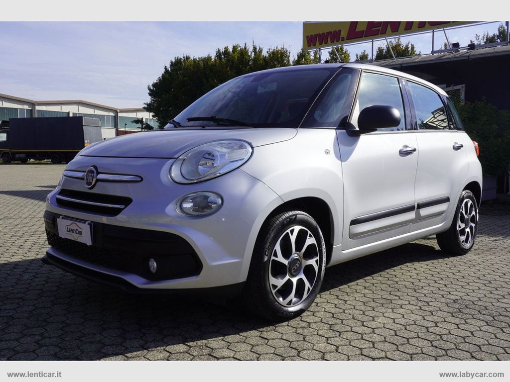 Image of Fiat 500L Urban