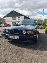BMW E34 530i Limousine - BMW 5er Reihe: E34