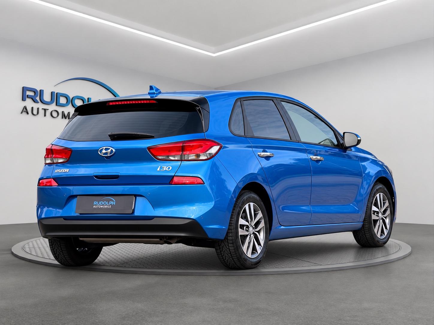 Hyundai i30 1,4 AUTOM. NAVI SITZHEIZ.SCHECKHEFT GARANTIE