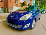 Renault Grand Scenic 1.9 DCI,Automatik,Tüv... - gebrauchte Renault Grand Scenic aus dem Jahr 2010