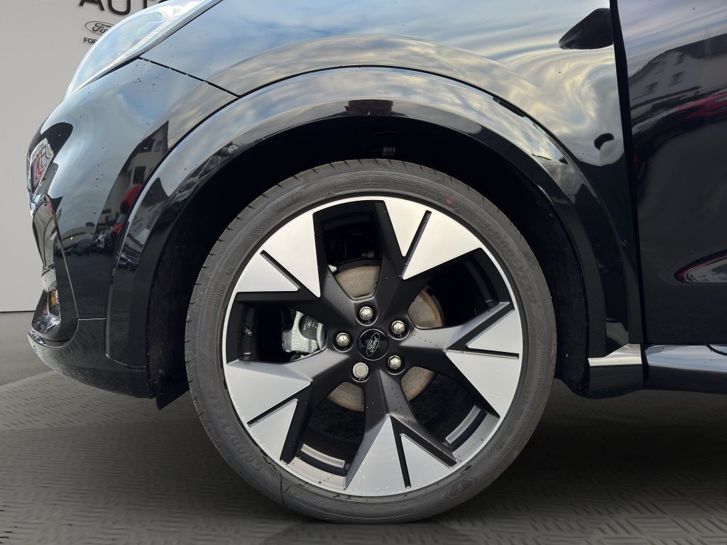 Fahrzeugabbildung Ford Puma ST-Line X Automatik