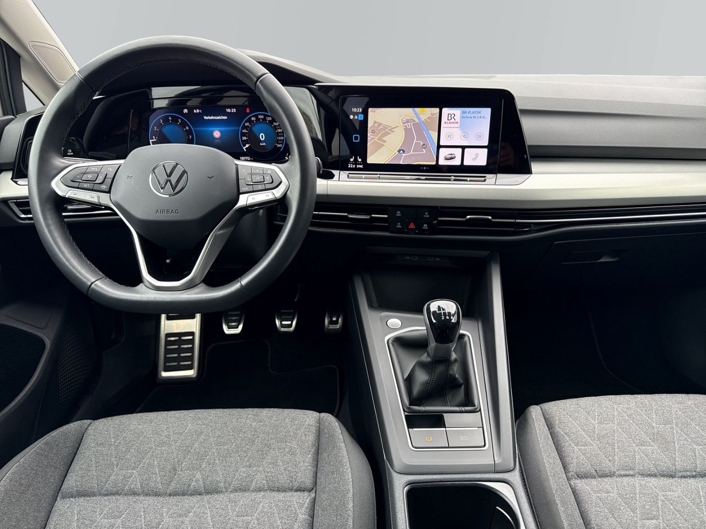 Golf Variant VIII 1.5 TSI Move *Navi*R-Kamera*