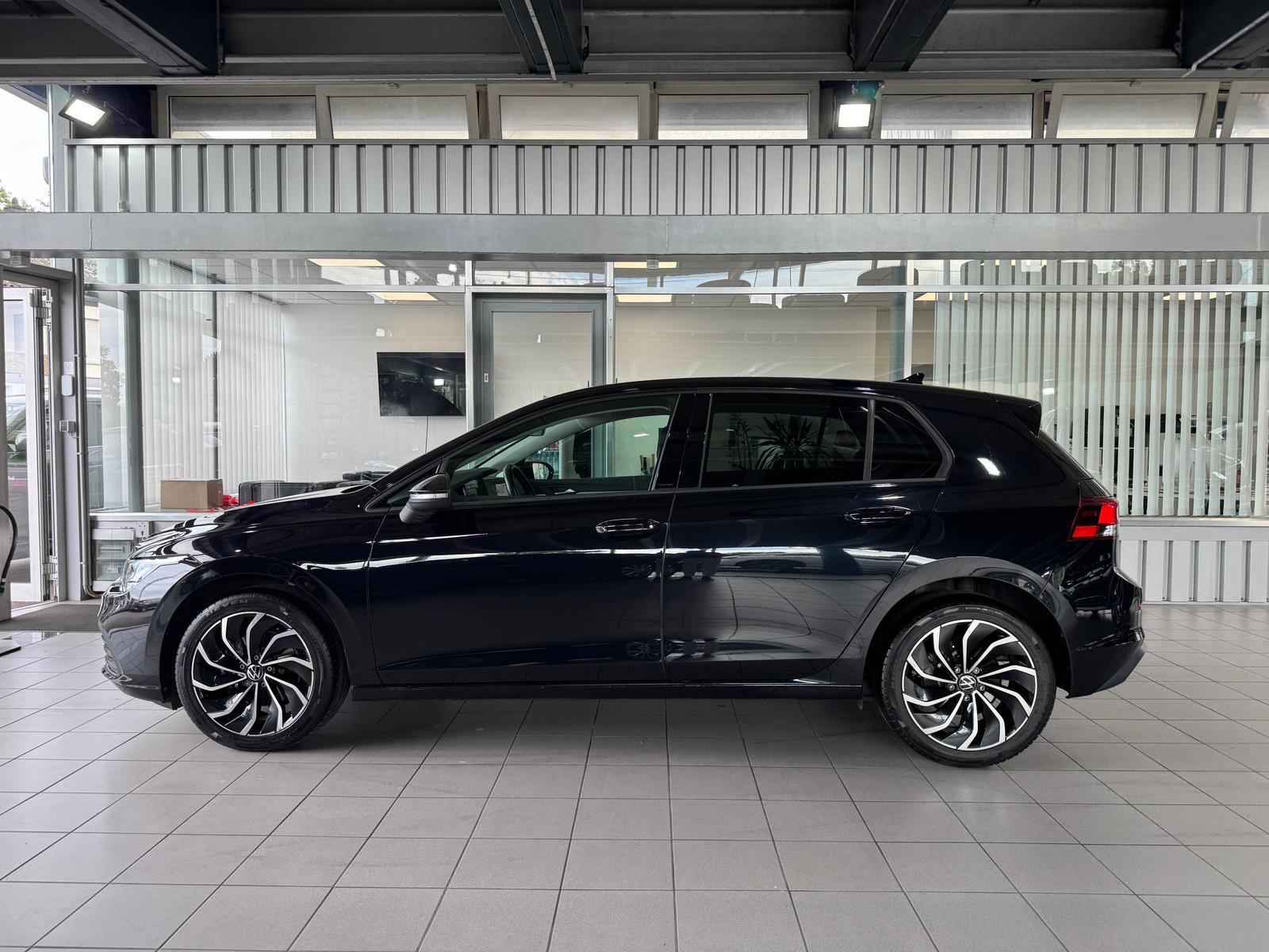 Volkswagen Golf 8 Business 2.0TDI DSG VIRT ACC KAM LED MEM, миниатюра 6
