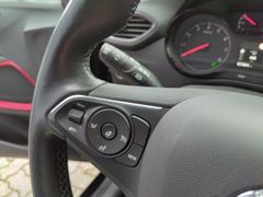 Fahrzeugabbildung Opel Crossland GS-Line 1.2T Navi, Klimaautomatik, RFK
