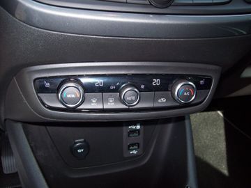Bild 17 Opel Crossland (X) Crossland Elegance PDC+Kam SHZ LHZ Navi AHK AT