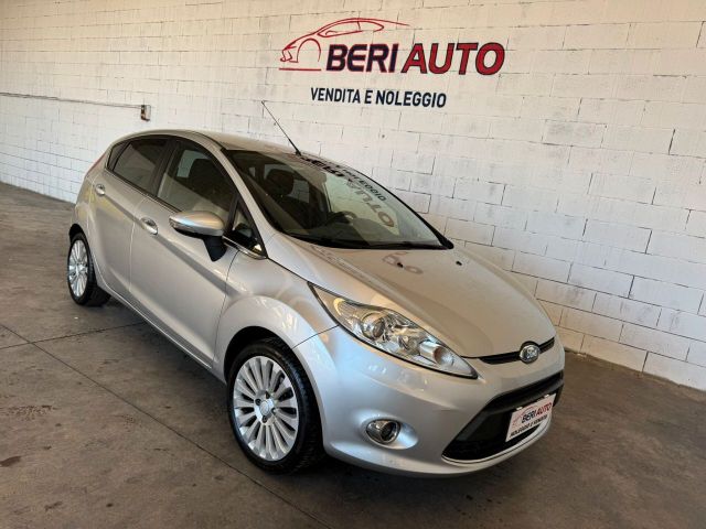 Ford Fiesta 1.2 ideale neopatentati GPL valido