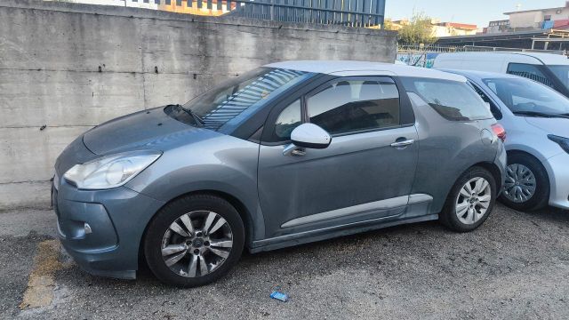 DS Automobiles Ds DS3 DS 3 1.4 HDi 70 Just Black