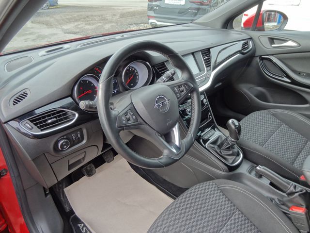 Fahrzeugabbildung Opel Astra K Lim/Dynamic/SitzH/PDC/Klima/150PS