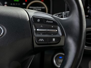 Hyundai Kona Trend Elektro 2WD Spurhalteassistent Kamera