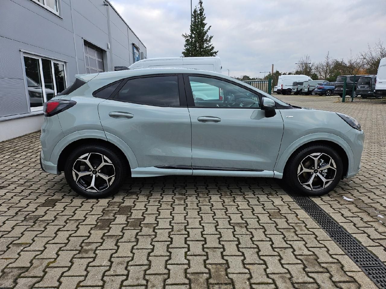 Fahrzeugabbildung Ford Puma ST-Line