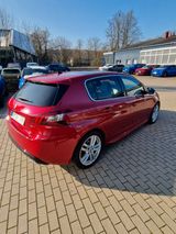 Peugeot 308 GT BlueHDi 180 EAT6 STOP & START GT - Peugeot 308 mit Diesel-Antrieb: Limousine