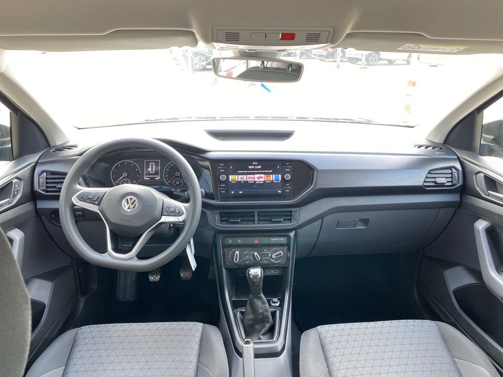 Fahrzeugabbildung Volkswagen T-Cross 1.0 TSI OPF Life *Sitzh. v*Lichtsensor*