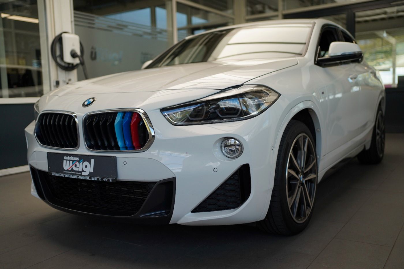 Fahrzeugabbildung BMW X2 18i M Sport +Stauassistent+Driving Assis. Plu