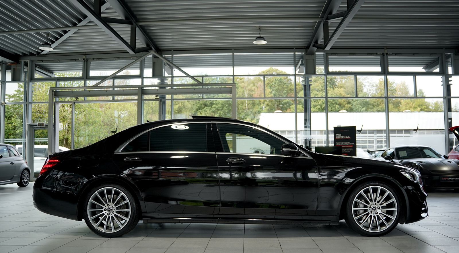 Mercedes Benz S 560