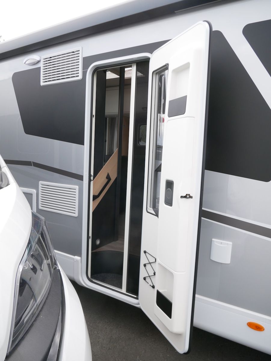 Fahrzeugabbildung Sunlight Adventure I 68 180PS,Aut.Combi6E,4,4