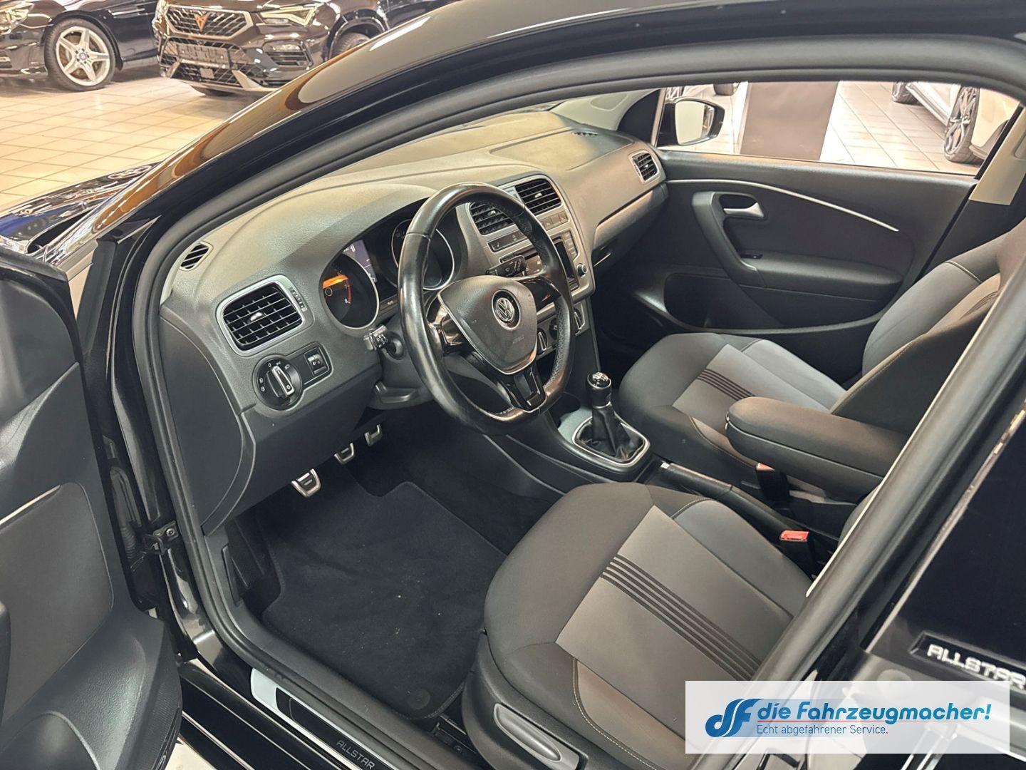 Fahrzeugabbildung Volkswagen Polo V Allstar BMT Start-Stopp Klimaautom SHZ PD