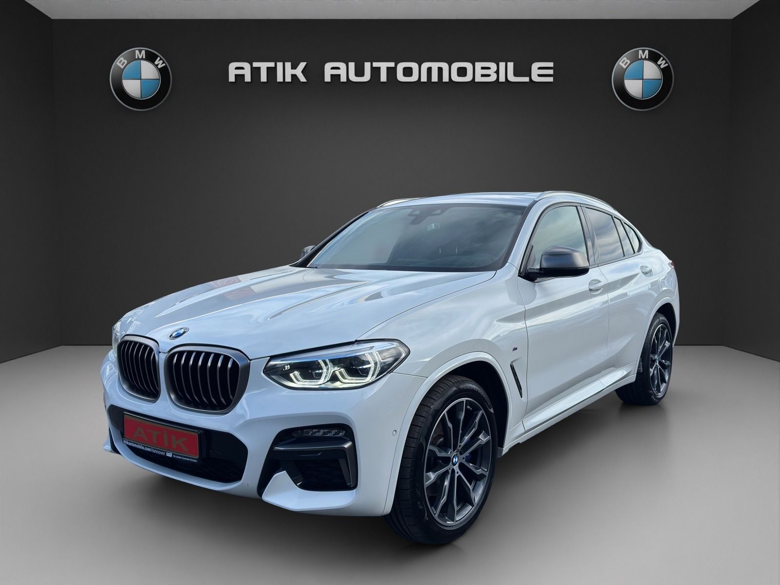 BMW X4 M40 d PANO / KEY GO / HUD / HIGH LED / ACC