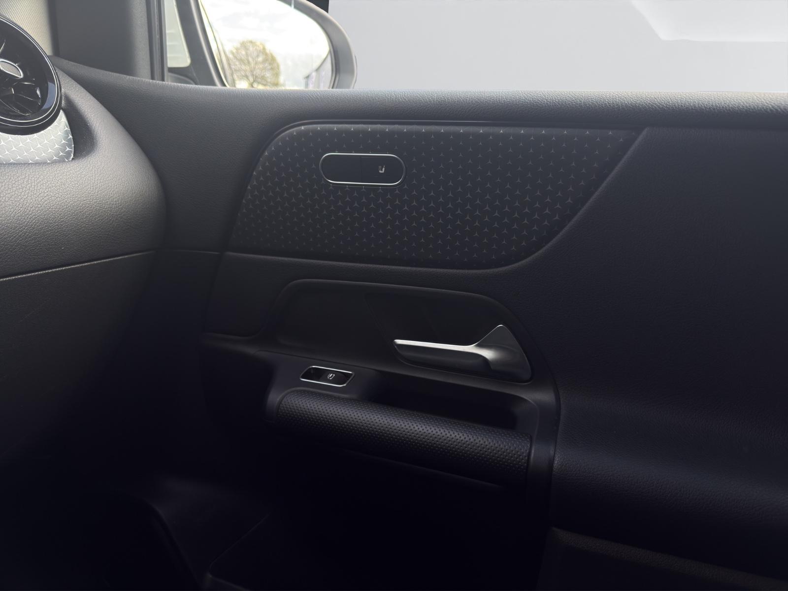 Mercedes-Benz B-Class d DCT, миниатюра 16