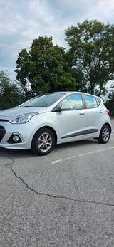 Hyundai i10 1.2 Style Automatik *wenig KM*