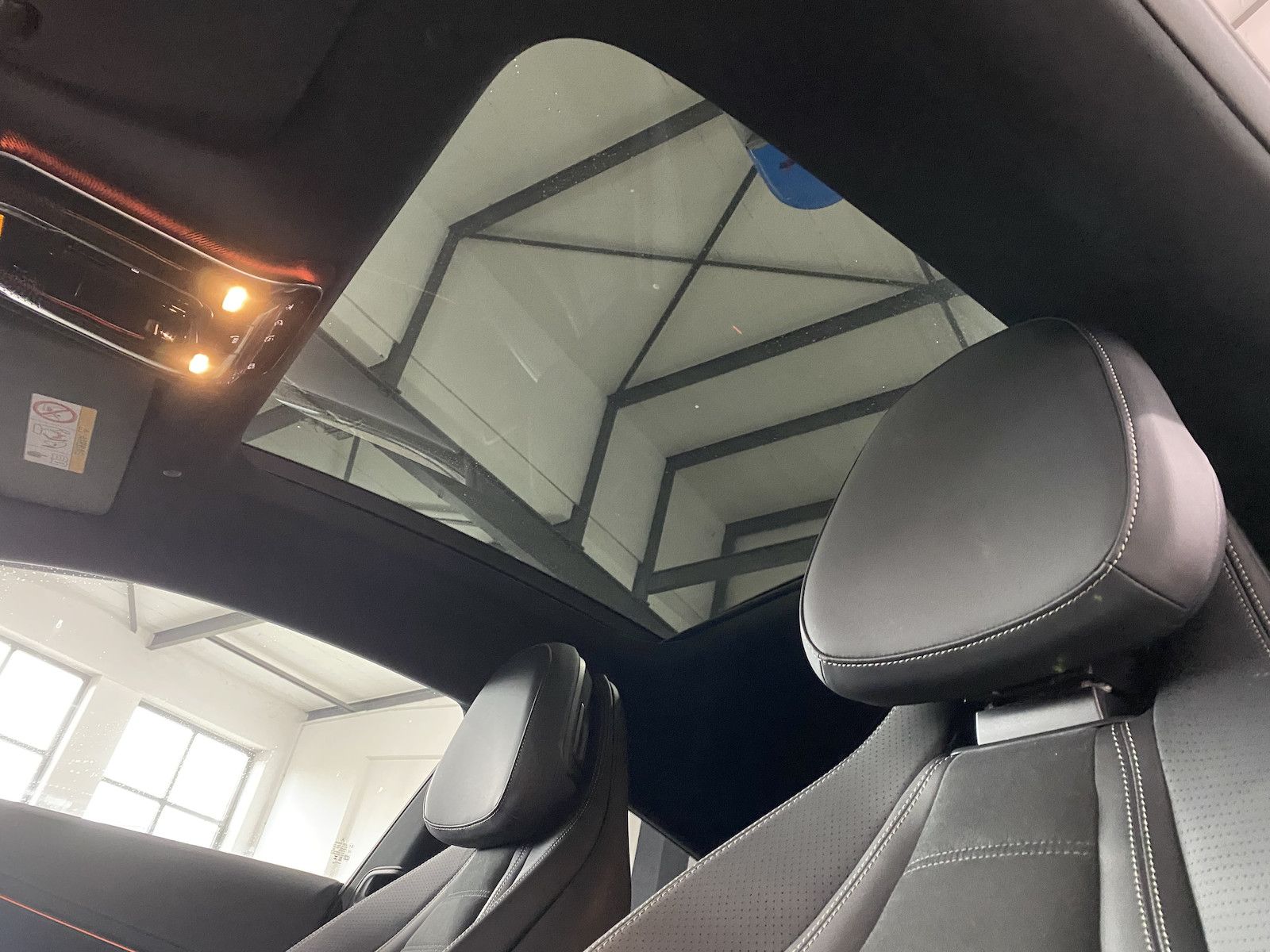 Fahrzeugabbildung Mercedes-Benz CLE 200 AMG/PANO/DIS/360/BUR/NIGHT/´19/