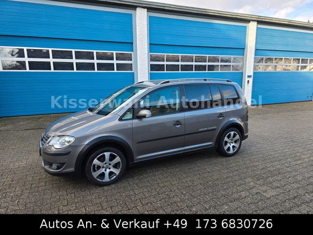 Volkswagen Touran Cross.7Sitzer.Klimatronic.Leder.Navi.