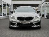 BMW M5 xDrive HUD LED SPORTABGASANLAGE ACC W-LAN H/K - BMW M5: Sport