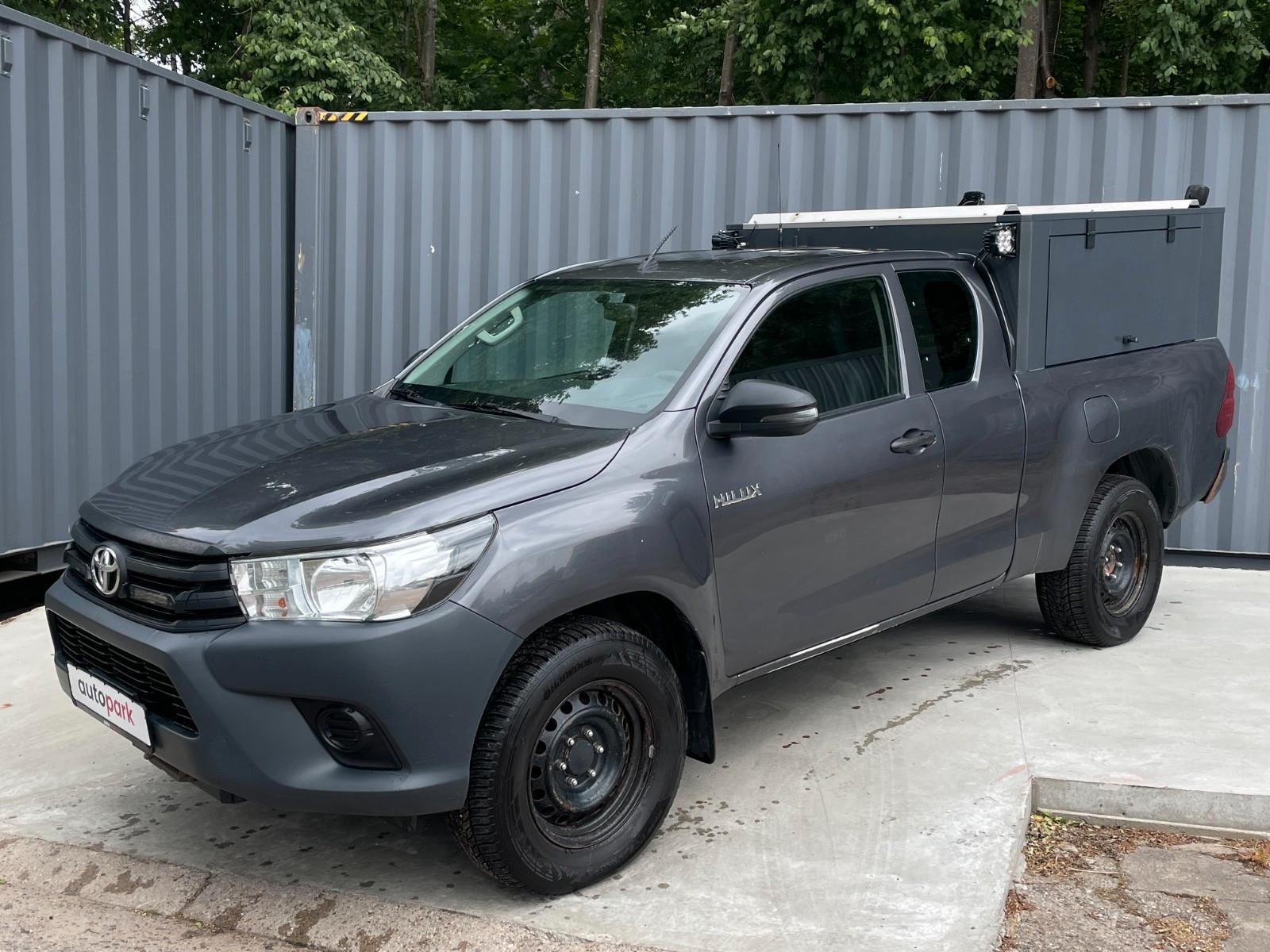 Toyota Hilux