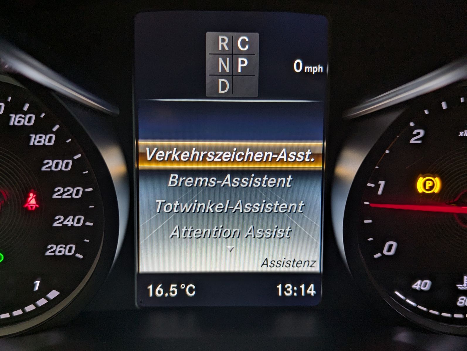 Fahrzeugabbildung Mercedes-Benz V 300 d EXCLUSIVE 4M lang Pano Nappa AHK VOLL 19