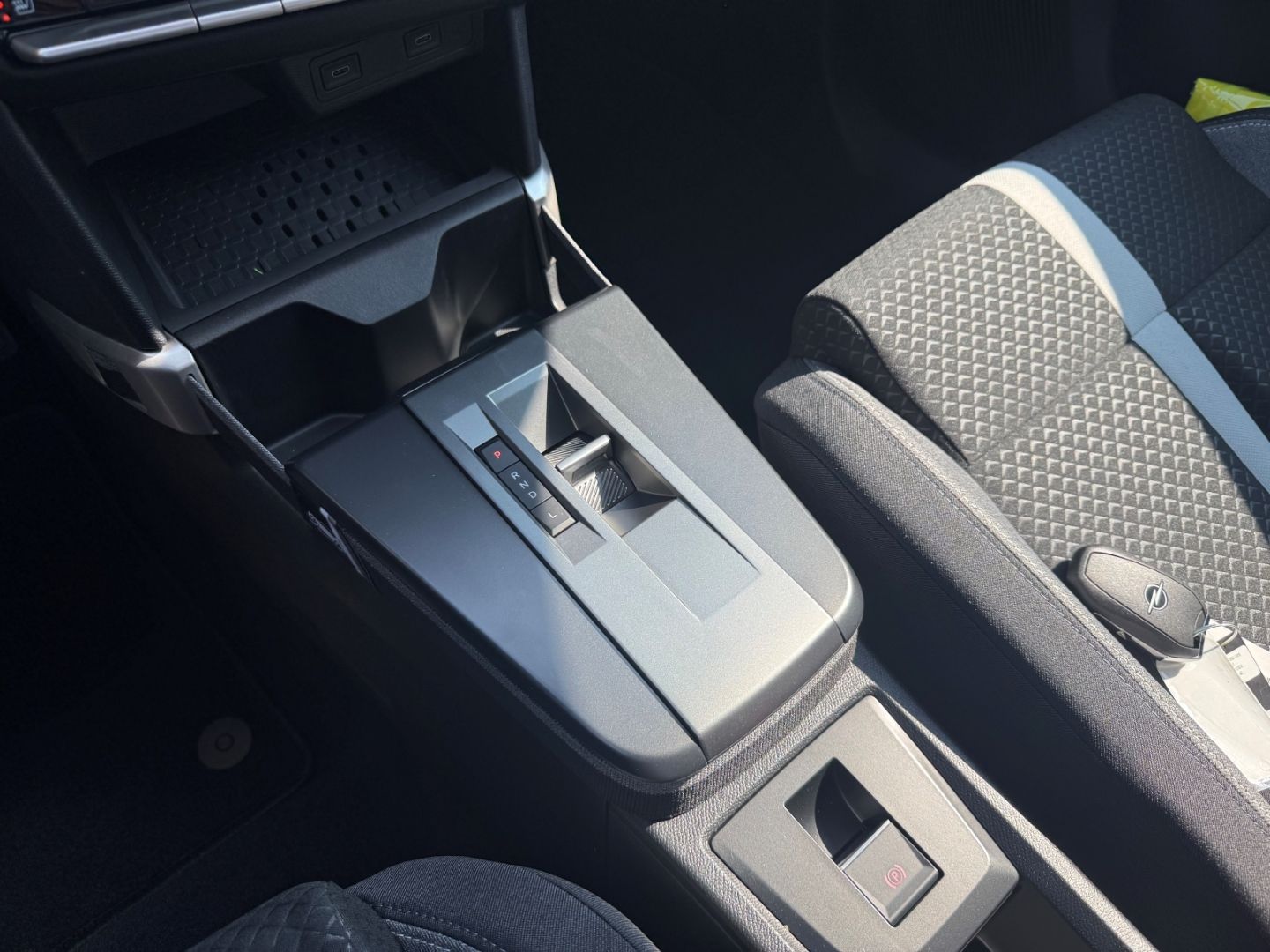 Fahrzeugabbildung Opel Frontera GS 1.2 SHZ+LHZ+Kamera+Allwetter
