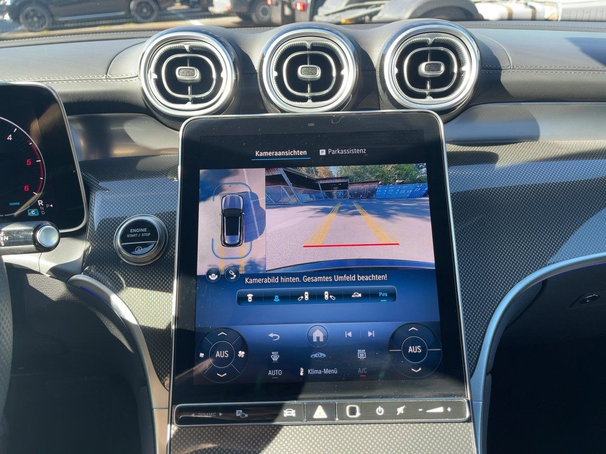 Fahrzeugabbildung Mercedes-Benz GLC 220 d 4M AMG/Night/360°/Digital-Light/AHK