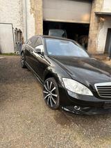 Mercedes-Benz Mercedes s221 w221 3.0 - Mercedes-Benz in Leverkusen: 3.0