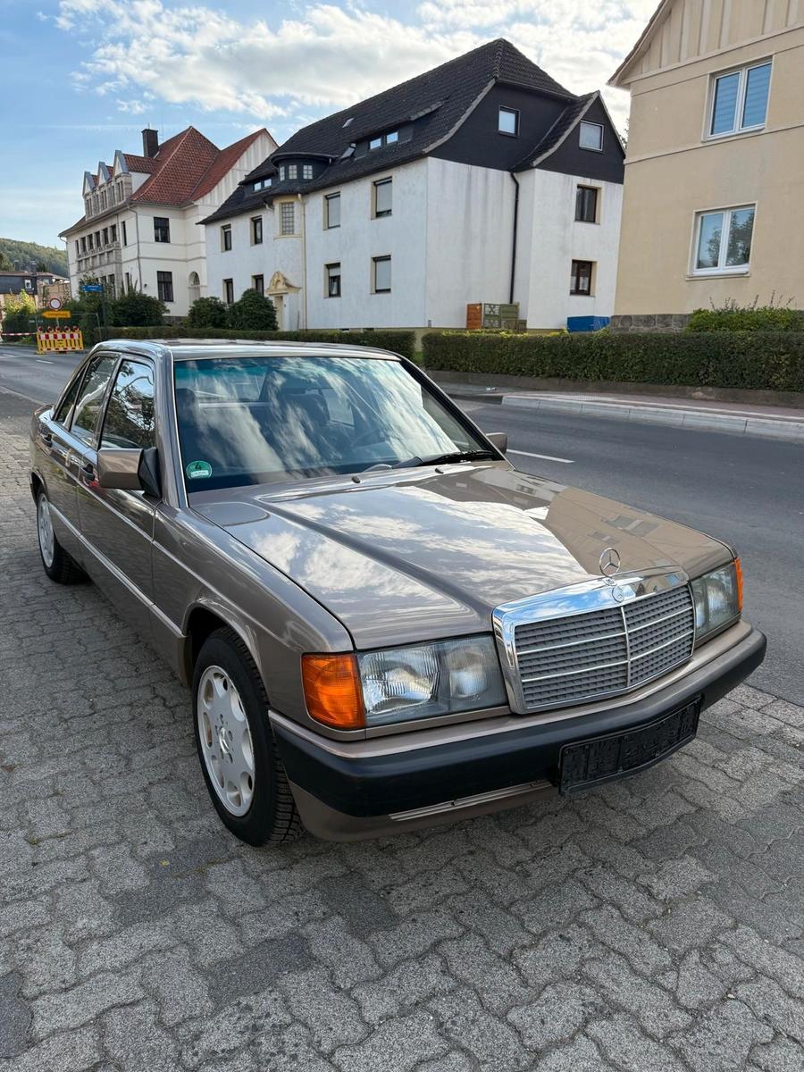 Mercedes-Benz Mercedes Benz 190 E 2.0
