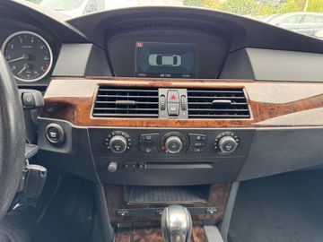 BMW 523 - 9