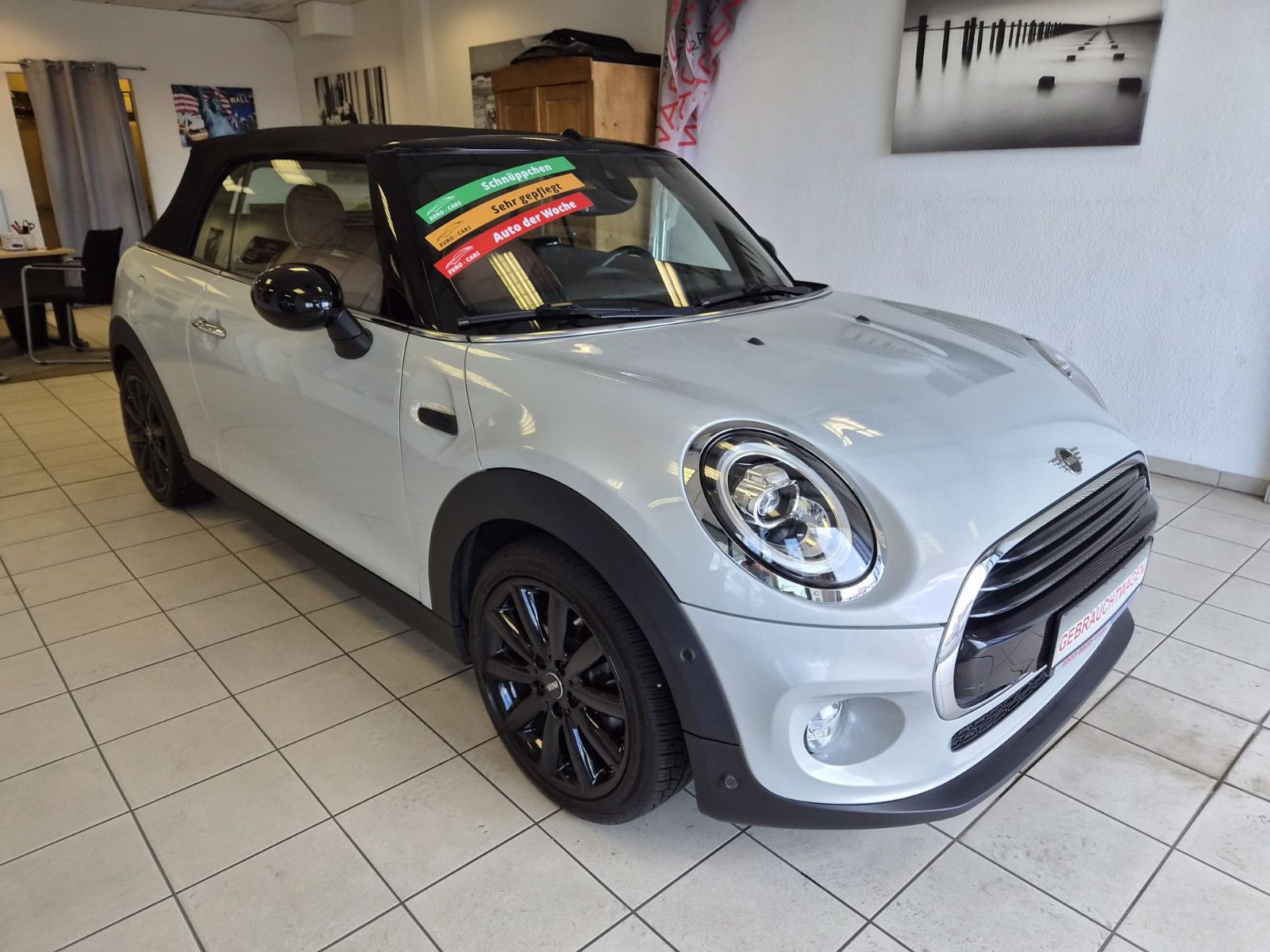 Fahrzeugabbildung MINI Cooper Cabrio,Leder,Navi,Kamera