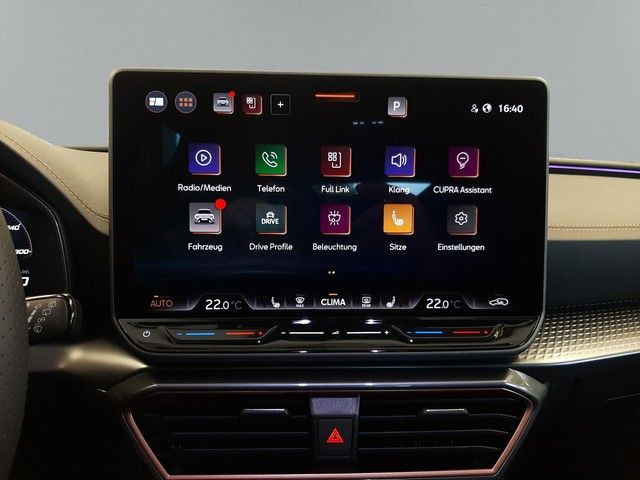 Fahrzeugabbildung Cupra Leon 1.5 TSI Kamera ACC LED 18" Alu SitzHz