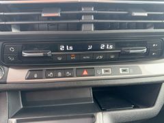 Foto Nummer 19: PEUGEOT Traveller