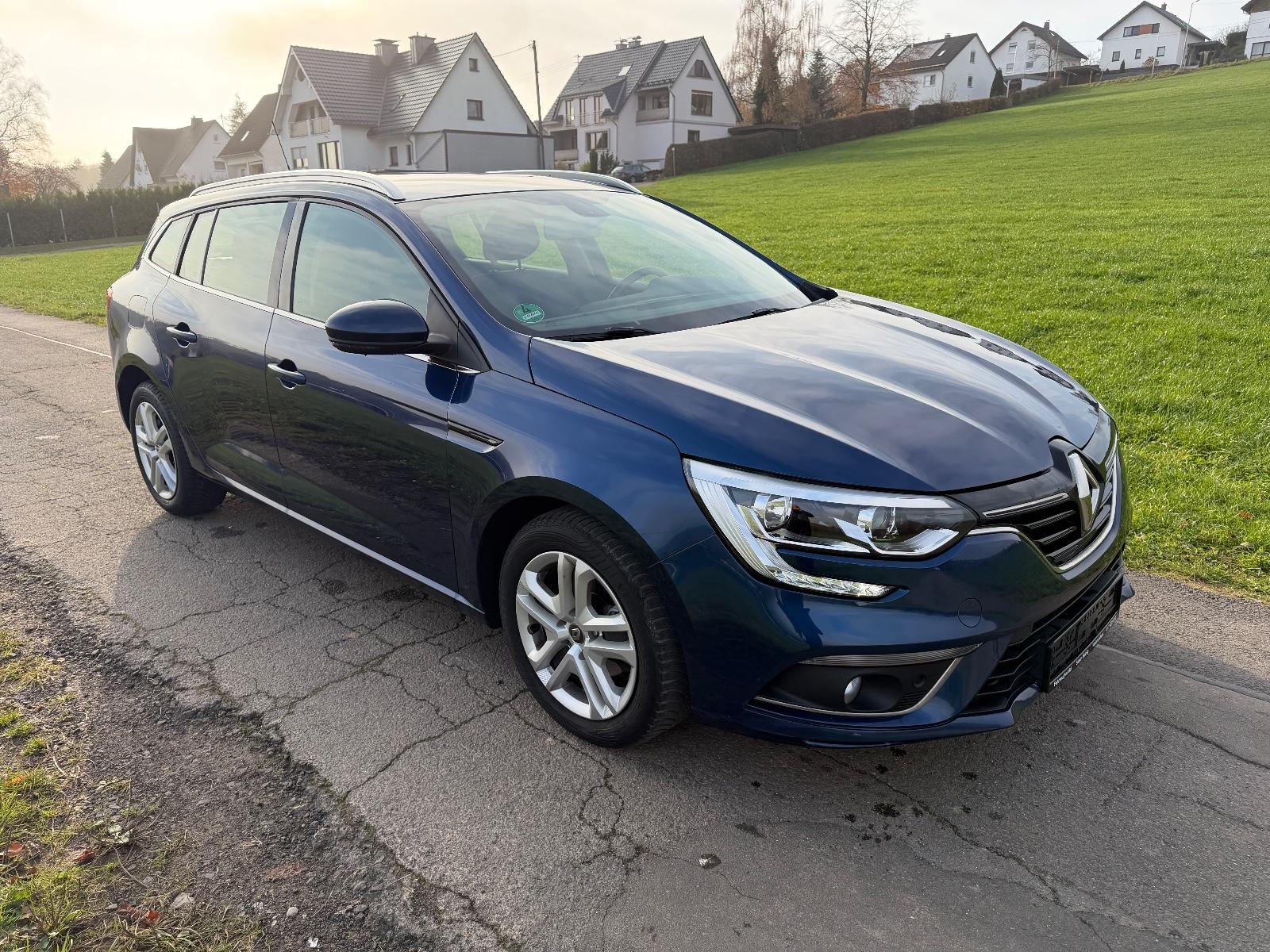 Renault Megane IV Grandtour Business Edition, миниатюра 11
