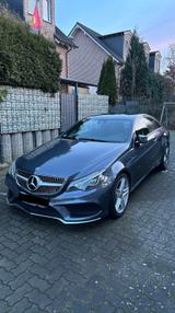 Mercedes-Benz Mercedes E 350 BlueTEC Coupé AMG SPORTPAKET PLUS - Mercedes-Benz E 350 in Gelsenkirchen