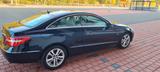 Mercedes-Benz E 350 Coupé E 350 CGI BlueEFFICIENCY AVANTG.... - blaue Mercedes-Benz E-Klasse