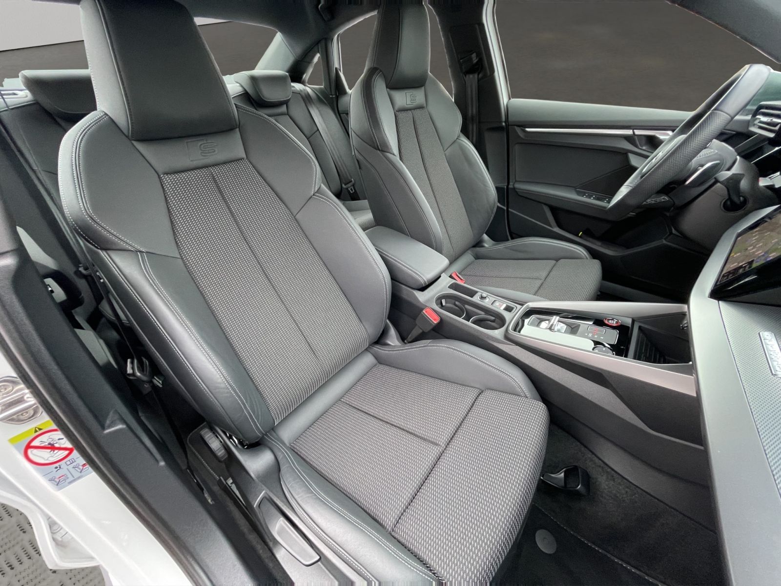 Audi S3 - Bild 17
